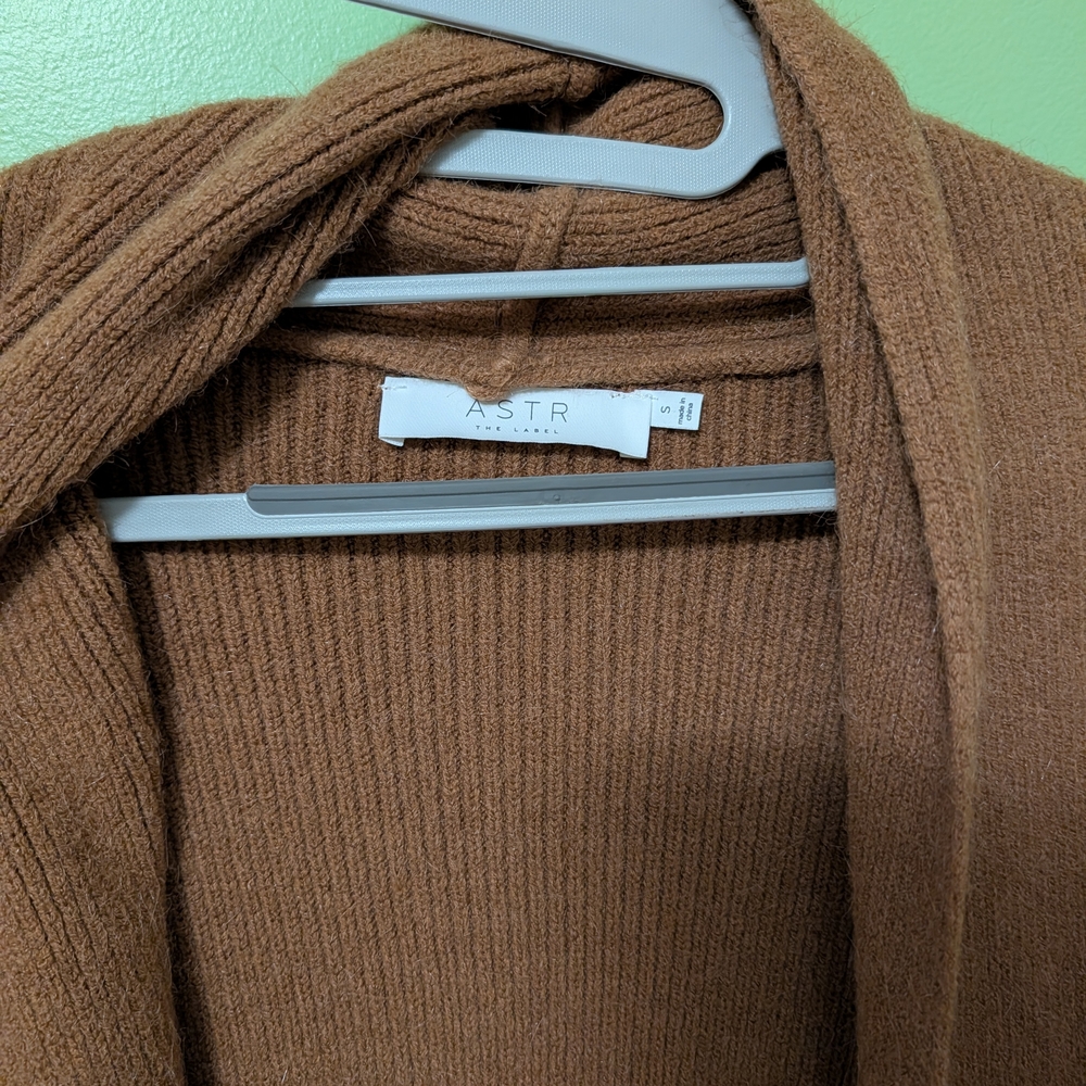 Astr The Label Open-Front Cardigan - Picture 2 of 3